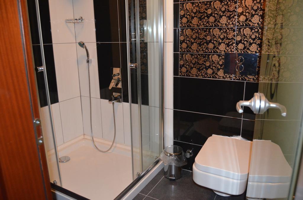 The Gala Palace Suits Kars Habitación foto